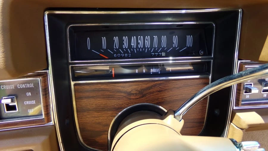 1976 Cadillac Eldorado 9th Gen - Image 8 of 25