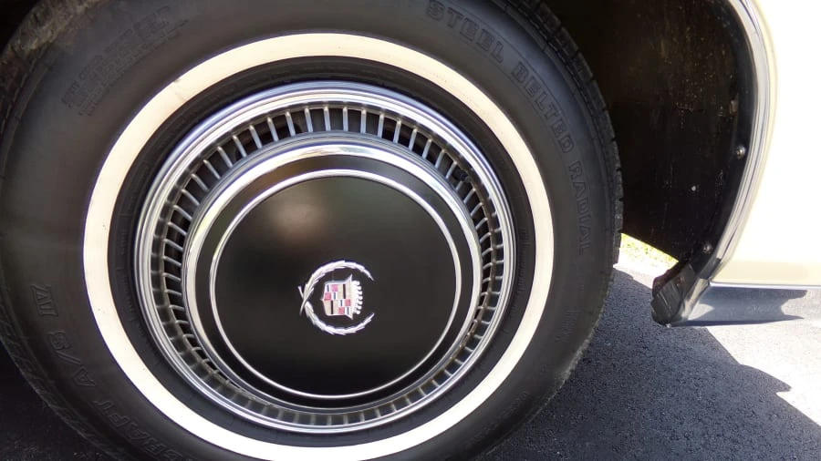 1976 Cadillac Eldorado 9th Gen - Image 17 of 25