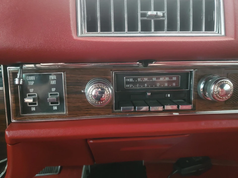 1976 Cadillac Eldorado 9th Gen - Image 25 of 31