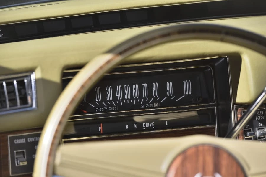 1976 Cadillac Eldorado 9th Gen - Image 23 of 26