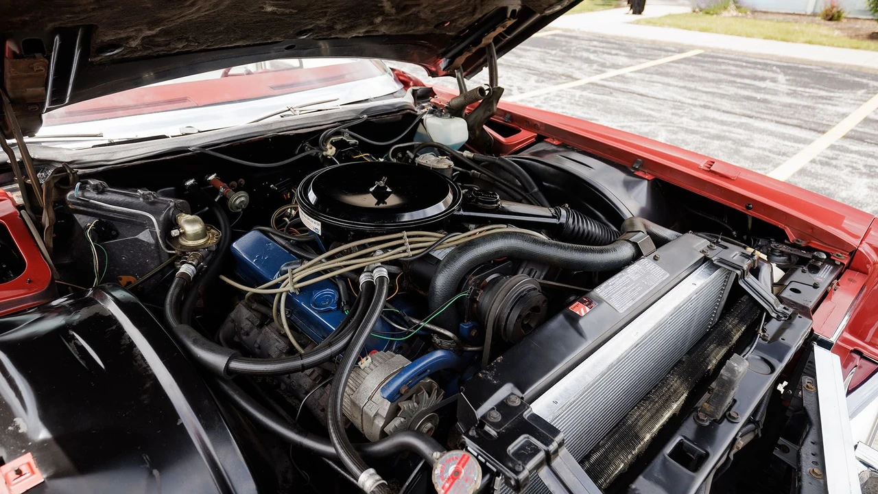1976 Cadillac Eldorado 9th Gen - Image 5 of 31