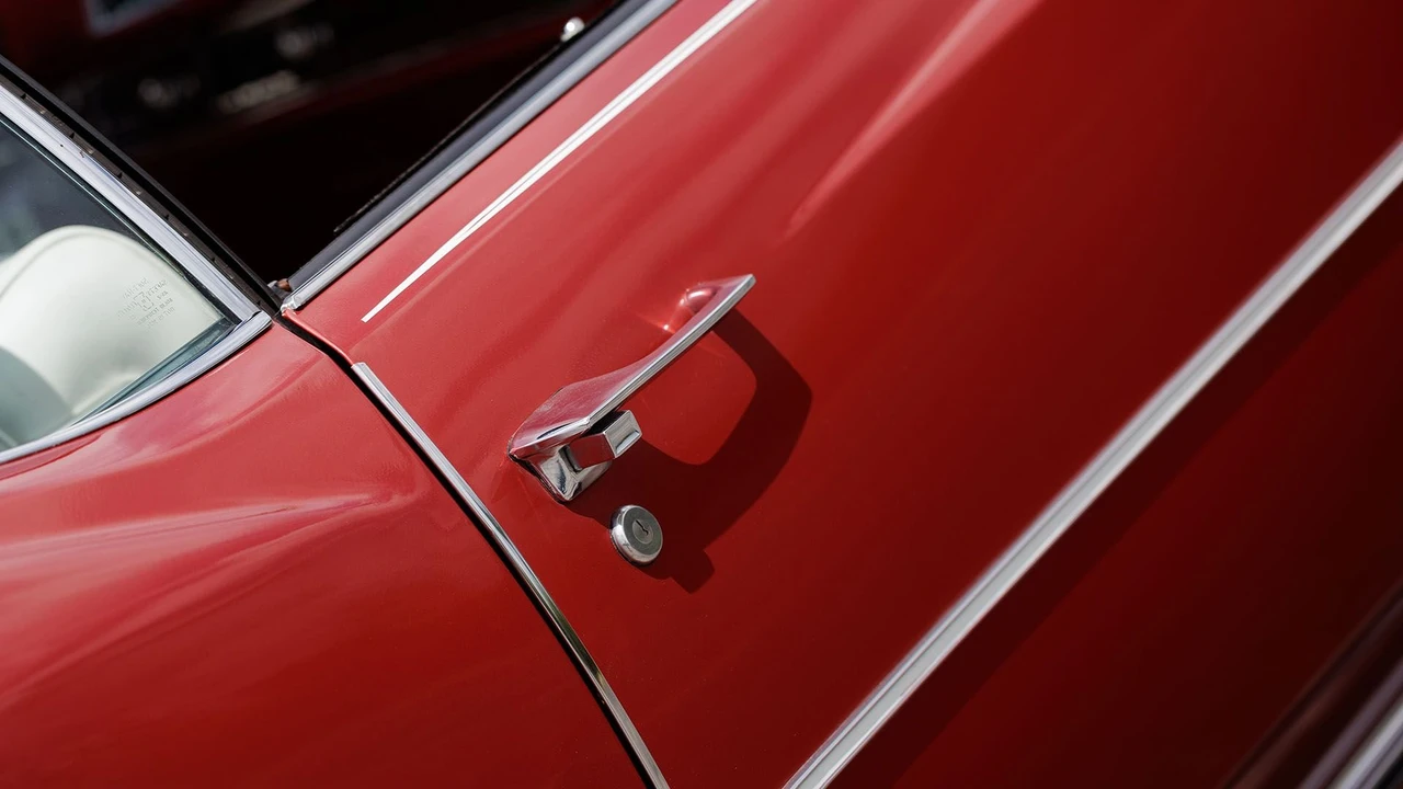1976 Cadillac Eldorado 9th Gen - Image 29 of 31
