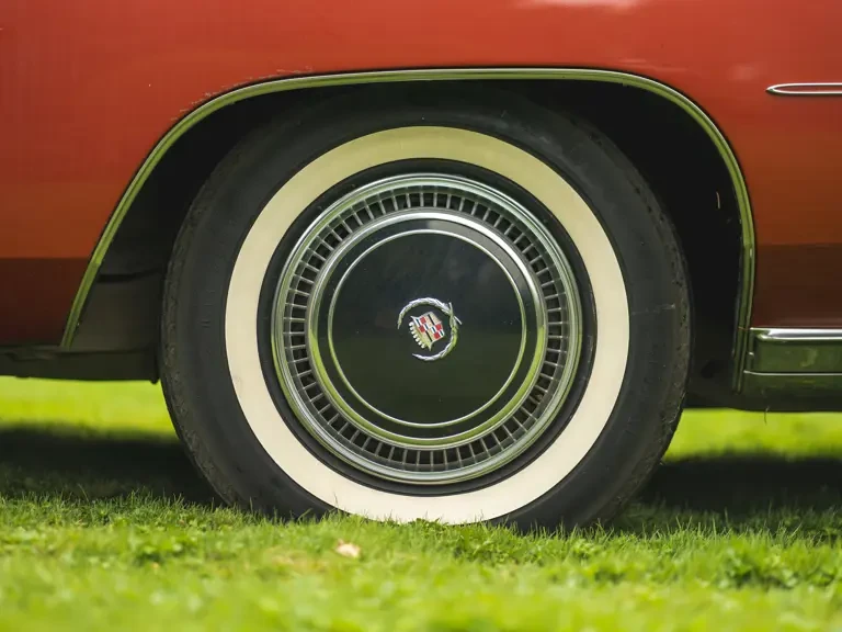 1976 Cadillac Eldorado 9th Gen - Image 27 of 31
