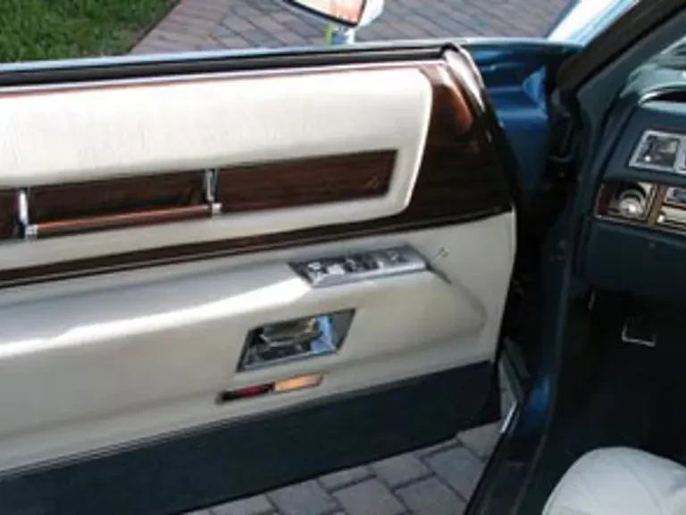 1976 Cadillac Eldorado 9th Gen - Image 17 of 19