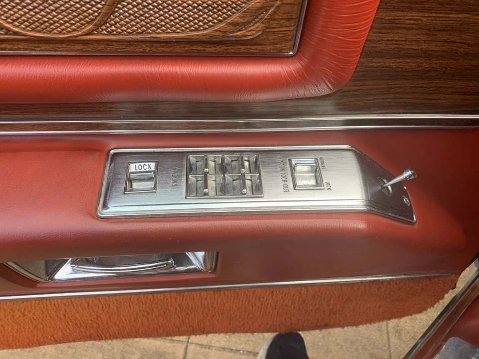 1976 Cadillac Eldorado 9th Gen - Image 28 of 31
