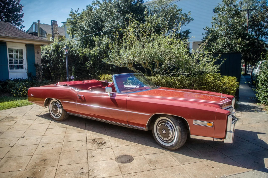 1976 Cadillac Eldorado 9th Gen - Image 2 of 31