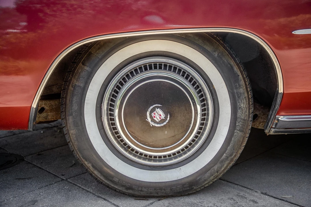 1976 Cadillac Eldorado 9th Gen - Image 22 of 31