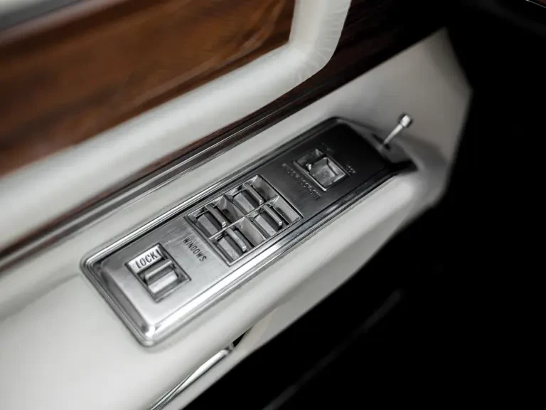 1976 Cadillac Eldorado 9th Gen - Image 15 of 22