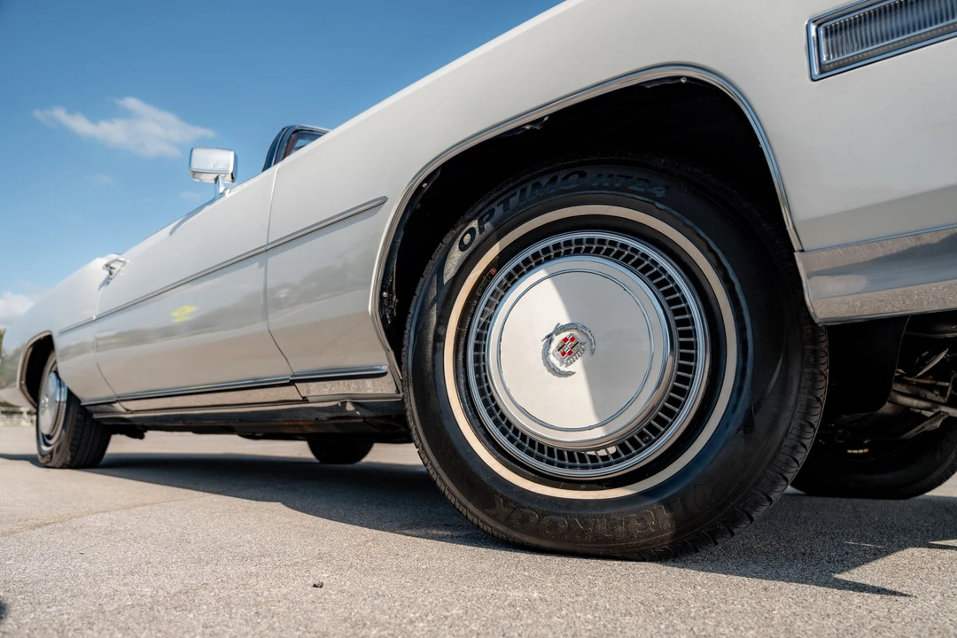1976 Cadillac Eldorado 9th Gen - Image 21 of 31