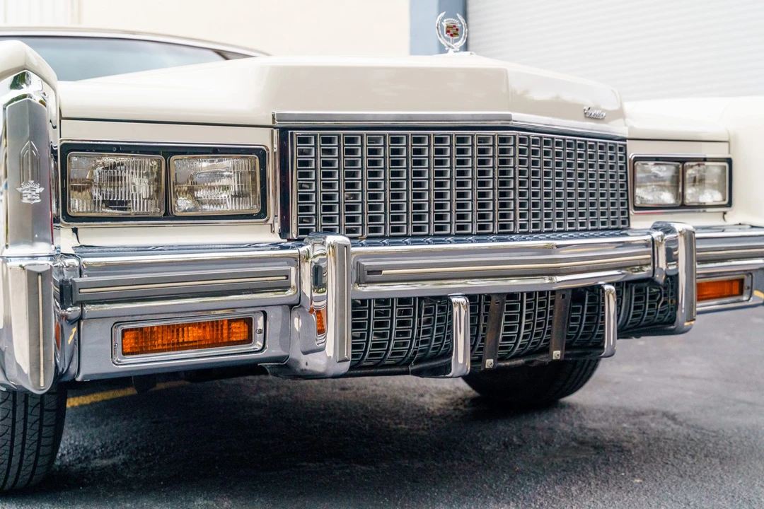 1976 Cadillac Eldorado 9th Gen - Image 14 of 31