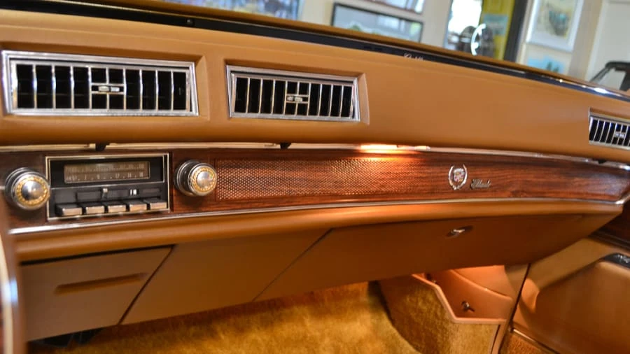 1976 Cadillac Eldorado 9th Gen - Image 6 of 12