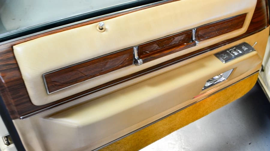 1976 Cadillac Eldorado 9th Gen - Image 11 of 12