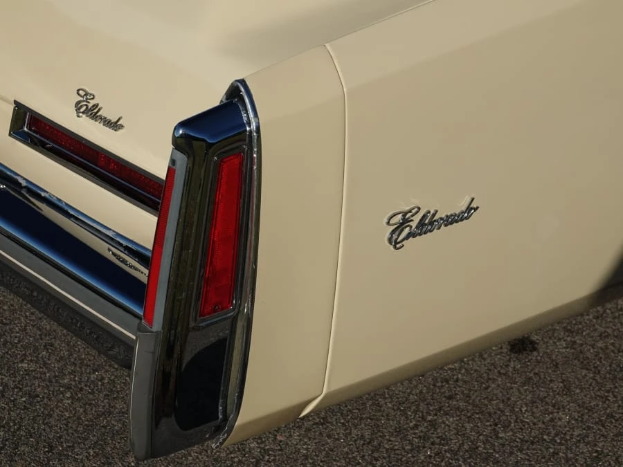 1976 Cadillac Eldorado 9th Gen - Image 11 of 29