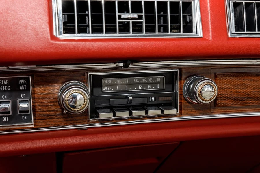 1976 Cadillac Eldorado 9th Gen - Image 20 of 31