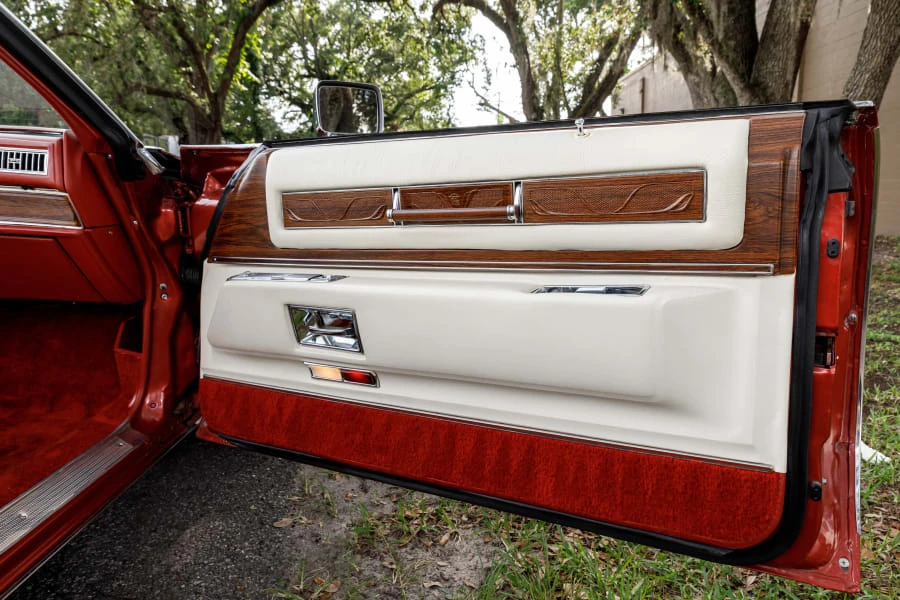 1976 Cadillac Eldorado 9th Gen - Image 24 of 31