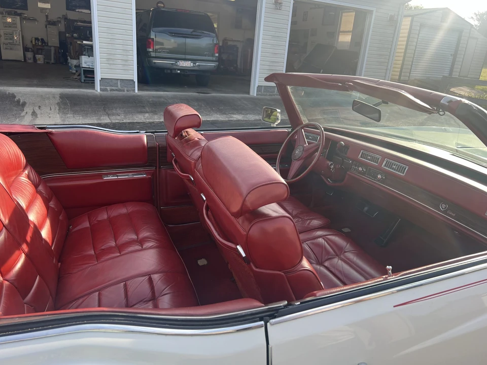 1976 Cadillac Eldorado 9th Gen - Image 29 of 31