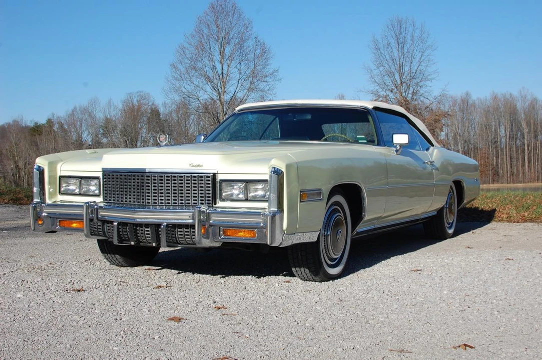 1976 Cadillac Eldorado 9th Gen - Image 16 of 31