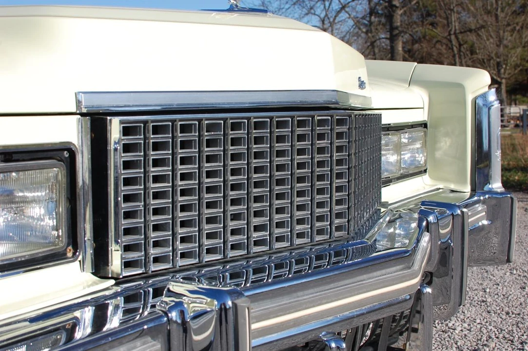 1976 Cadillac Eldorado 9th Gen - Image 22 of 31