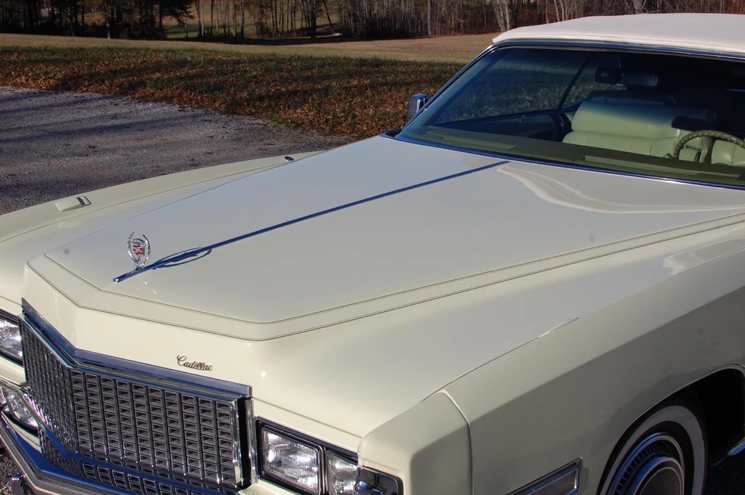 1976 Cadillac Eldorado 9th Gen - Image 27 of 31