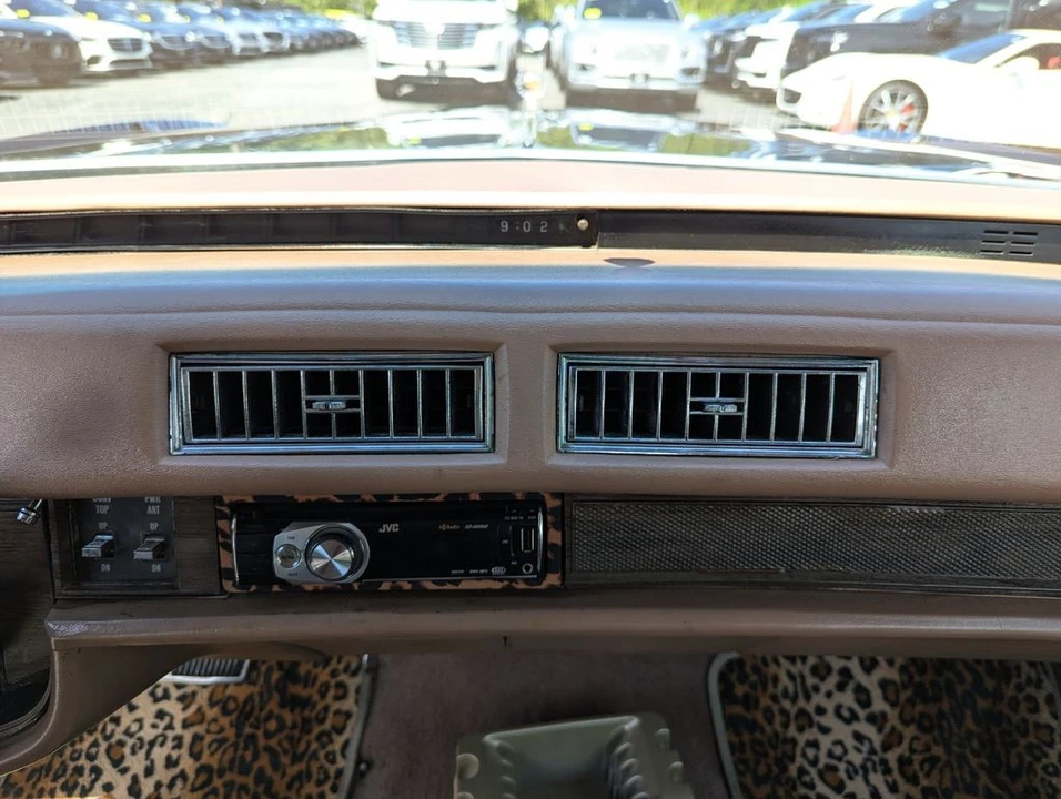 1976 Cadillac Eldorado 9th Gen - Image 19 of 31
