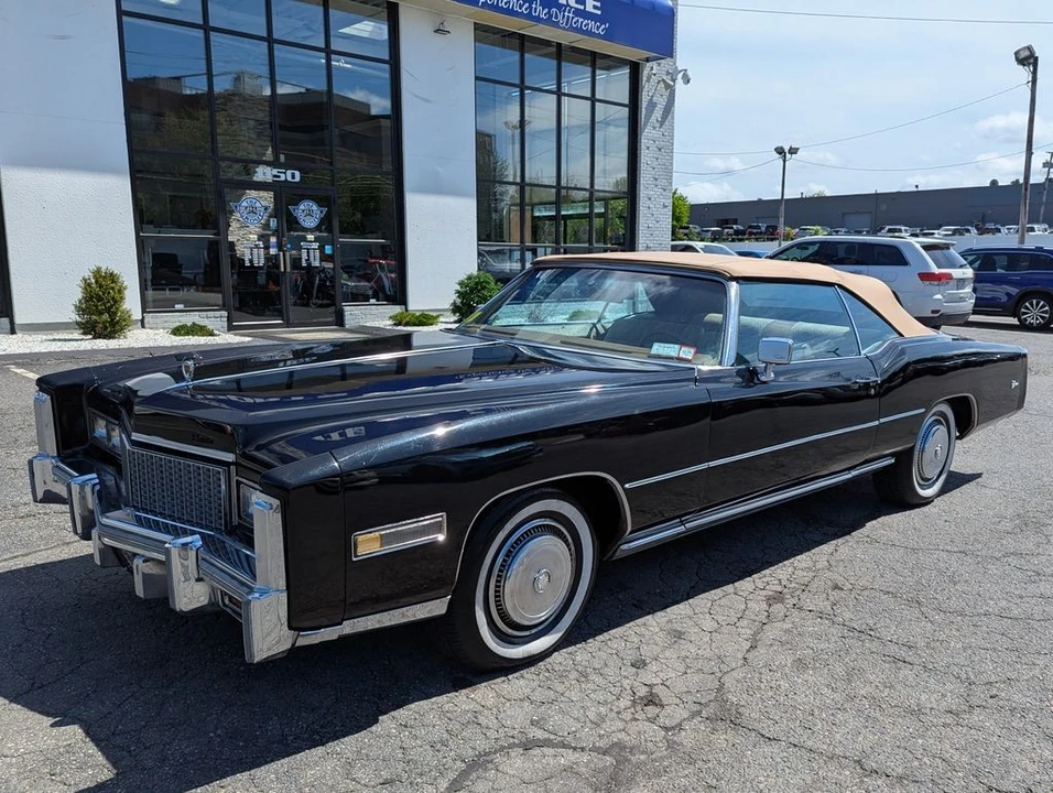 1976 Cadillac Eldorado 9th Gen - Image 2 of 31