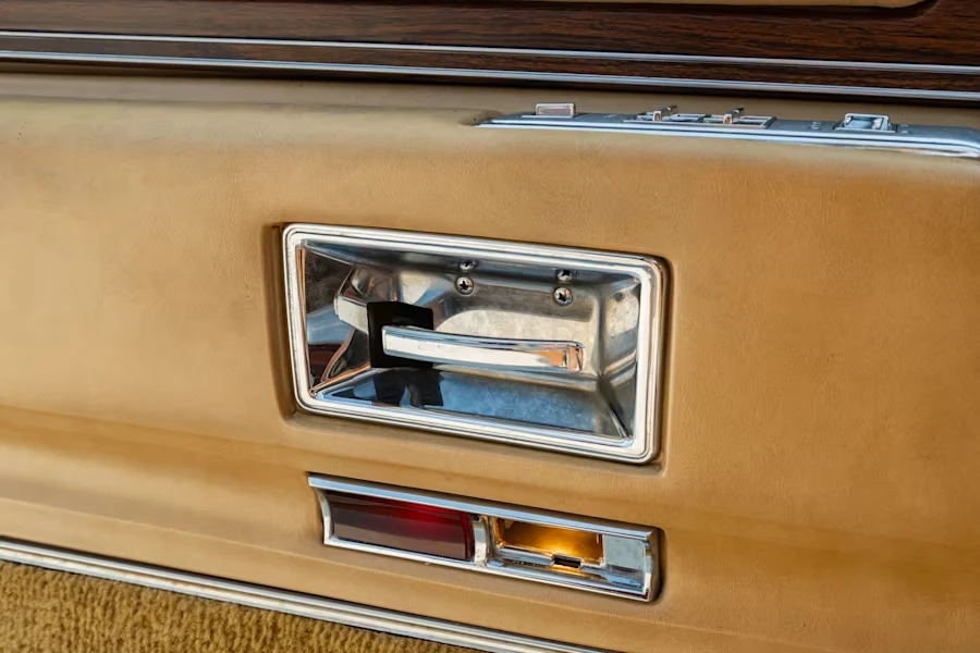 1976 Cadillac Eldorado 9th Gen - Image 18 of 30