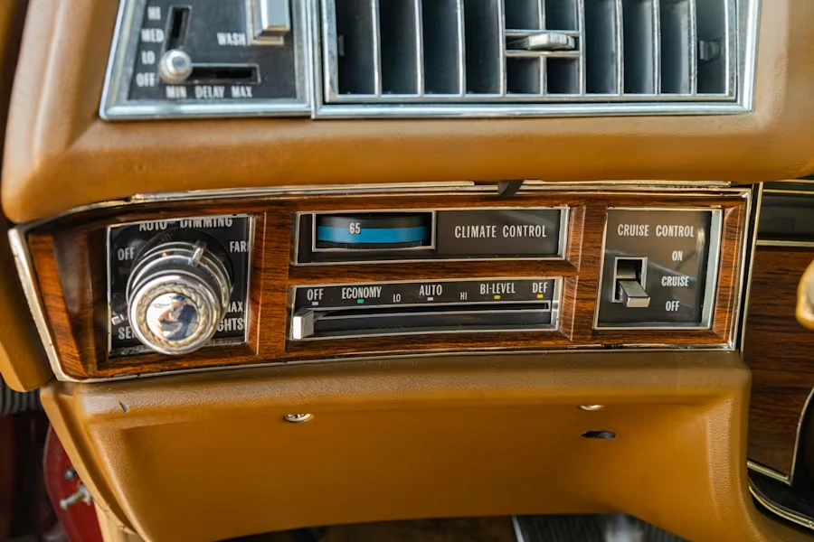 1976 Cadillac Eldorado 9th Gen - Image 20 of 30