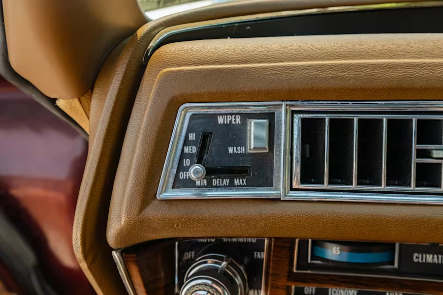 1976 Cadillac Eldorado 9th Gen - Image 25 of 30
