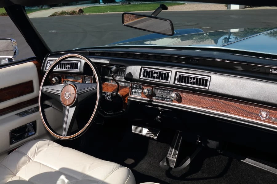 1976 Cadillac Eldorado 9th Gen - Image 18 of 30