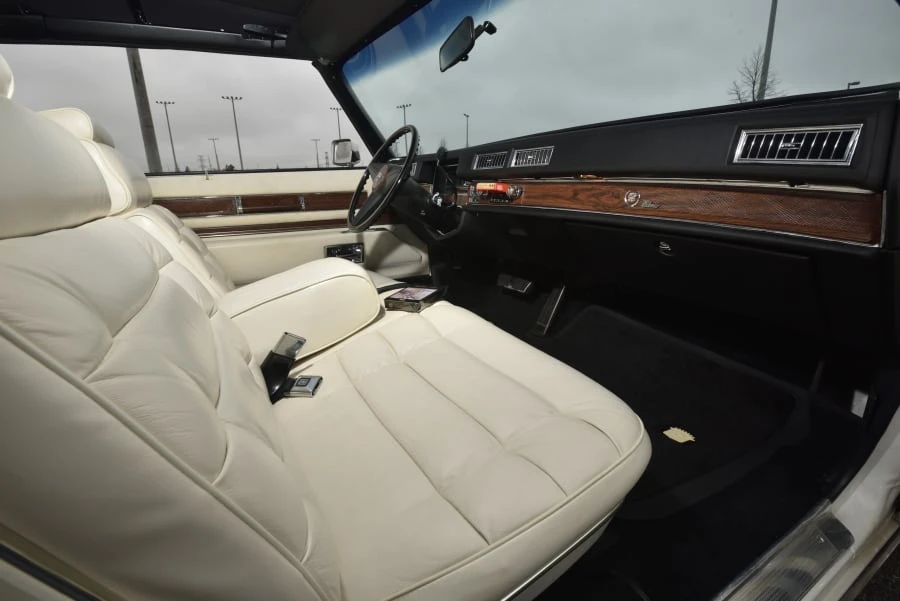 1976 Cadillac Eldorado 9th Gen - Image 26 of 31