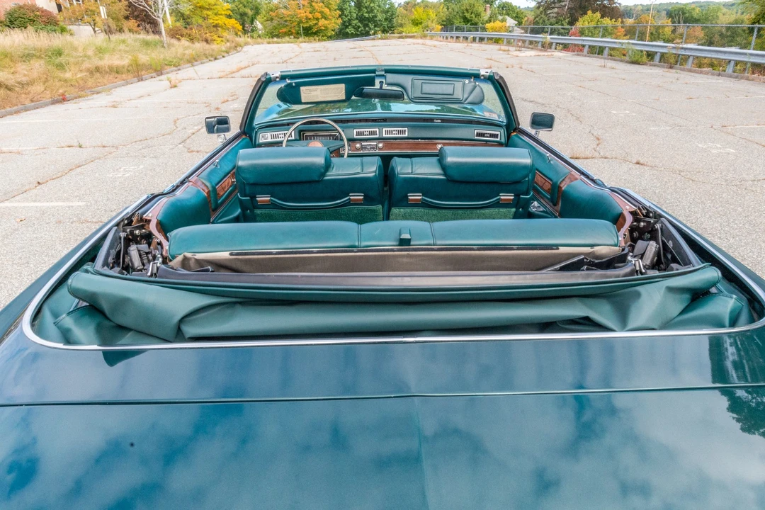 1976 Cadillac Eldorado 9th Gen - Image 25 of 31