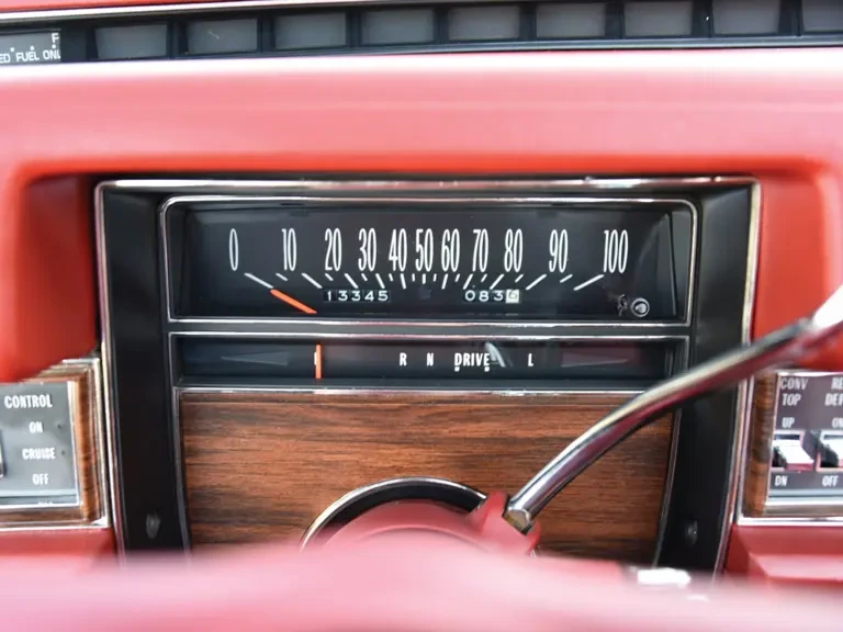 1976 Cadillac Eldorado 9th Gen - Image 9 of 31
