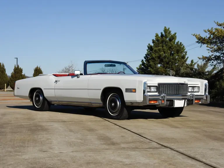 1976 Cadillac Eldorado 9th Gen - Image 2 of 31