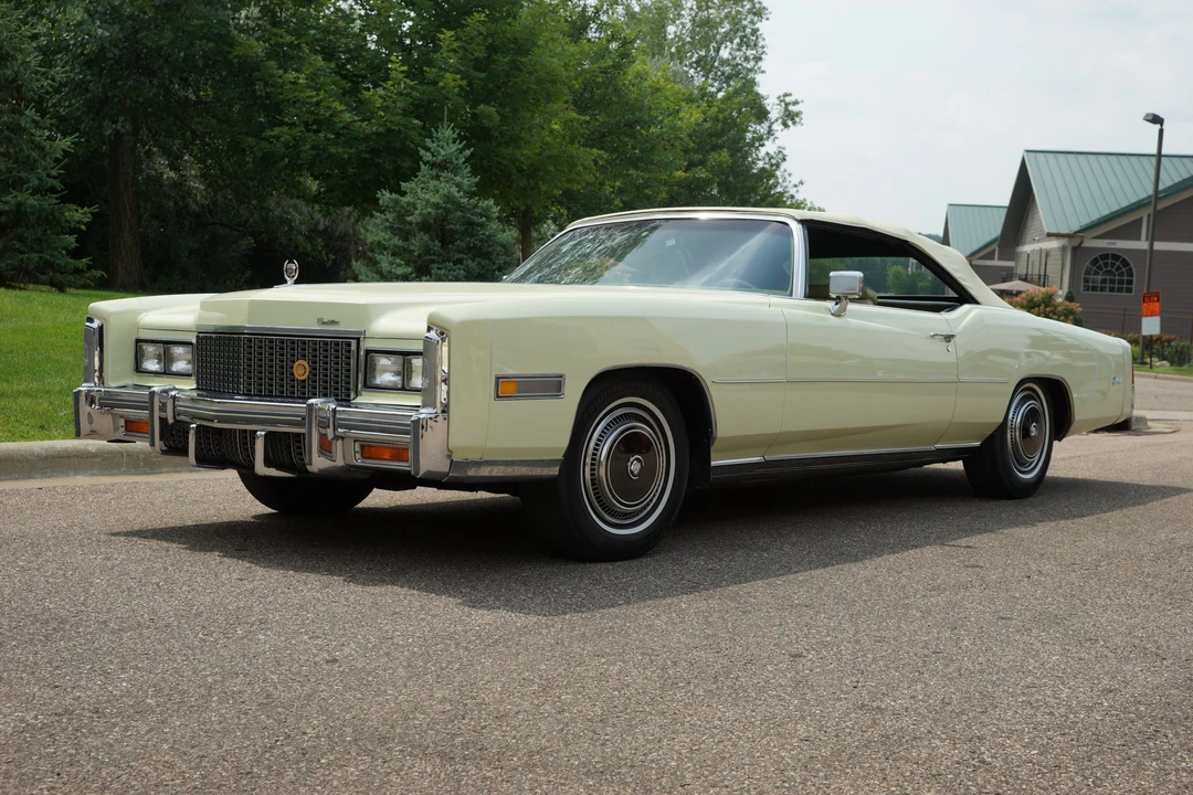 1976 Cadillac Eldorado 9th Gen - Image 2 of 31