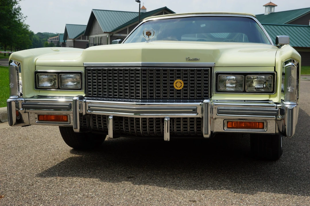 1976 Cadillac Eldorado 9th Gen - Image 14 of 31