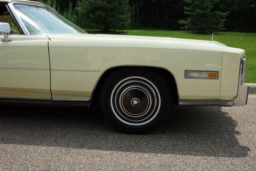 1976 Cadillac Eldorado 9th Gen - Image 19 of 31