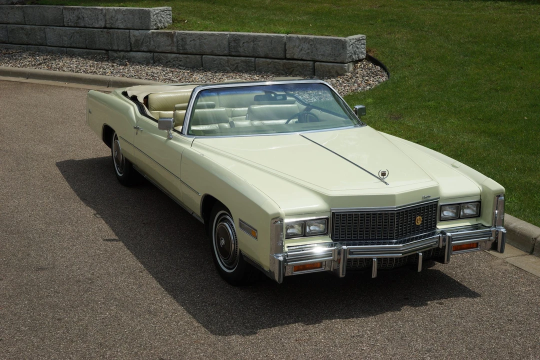 1976 Cadillac Eldorado 9th Gen - Image 13 of 31