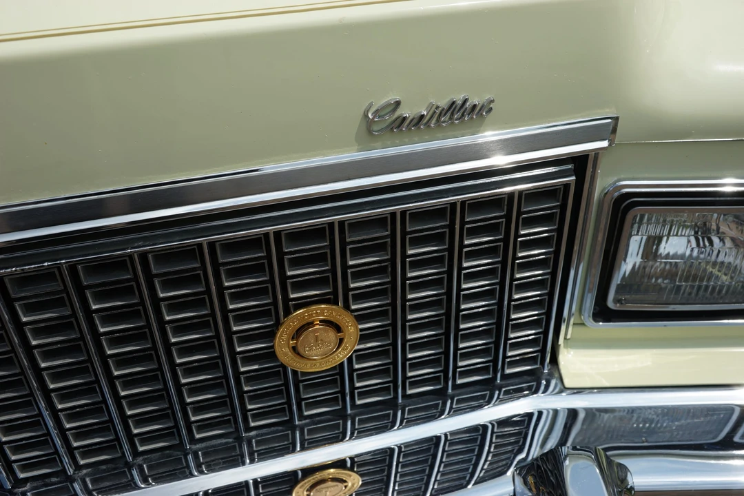 1976 Cadillac Eldorado 9th Gen - Image 25 of 31