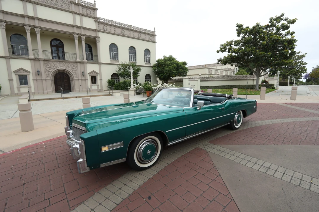 1976 Cadillac Eldorado 9th Gen - Image 2 of 31