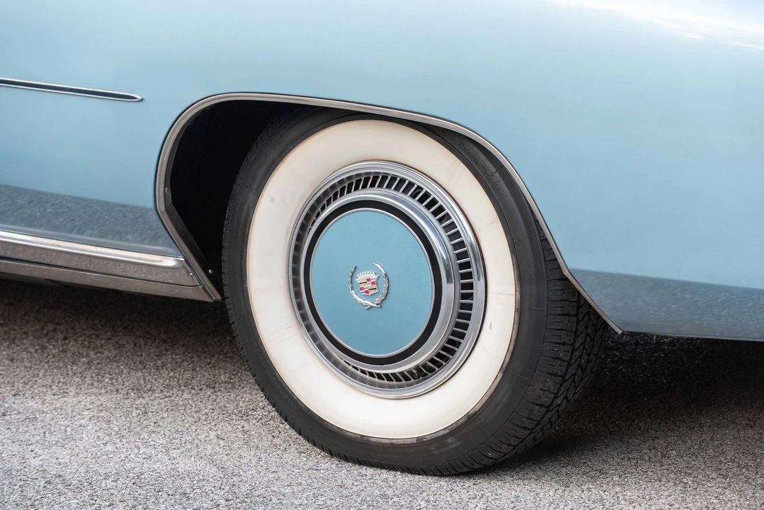 1976 Cadillac Eldorado 9th Gen - Image 29 of 31
