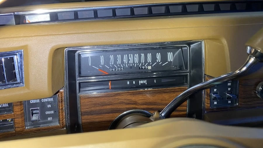 1976 Cadillac Eldorado 9th Gen - Image 12 of 18