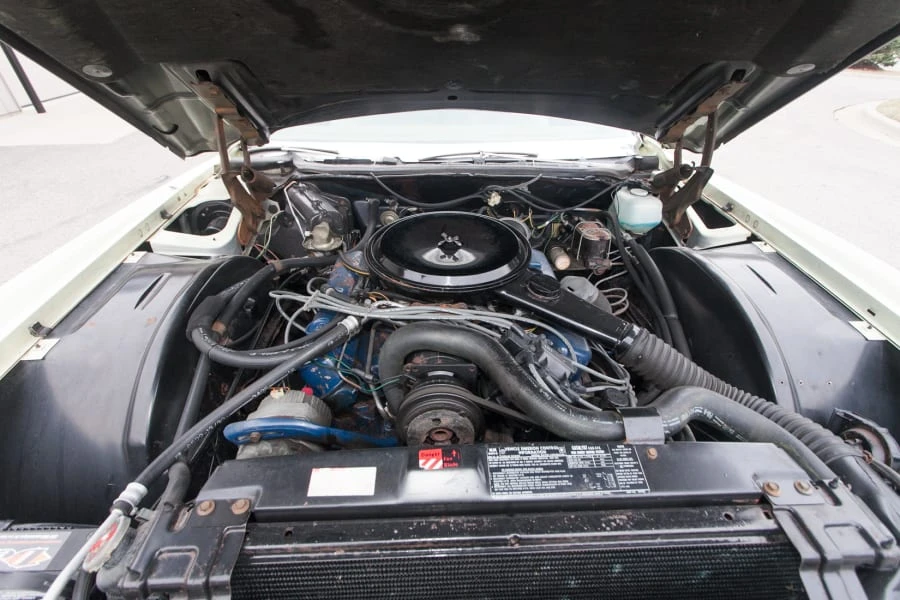 1976 Cadillac Eldorado 9th Gen - Image 8 of 12