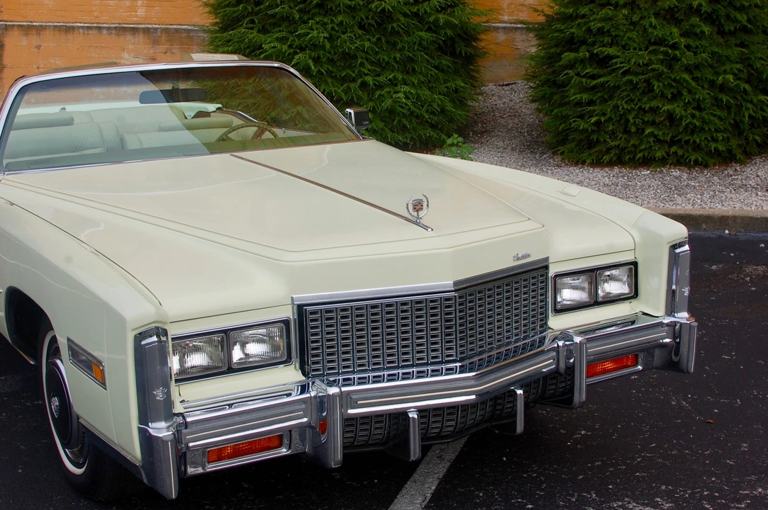 1976 Cadillac Eldorado 9th Gen - Image 12 of 31