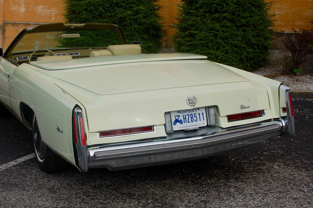 1976 Cadillac Eldorado 9th Gen - Image 28 of 31
