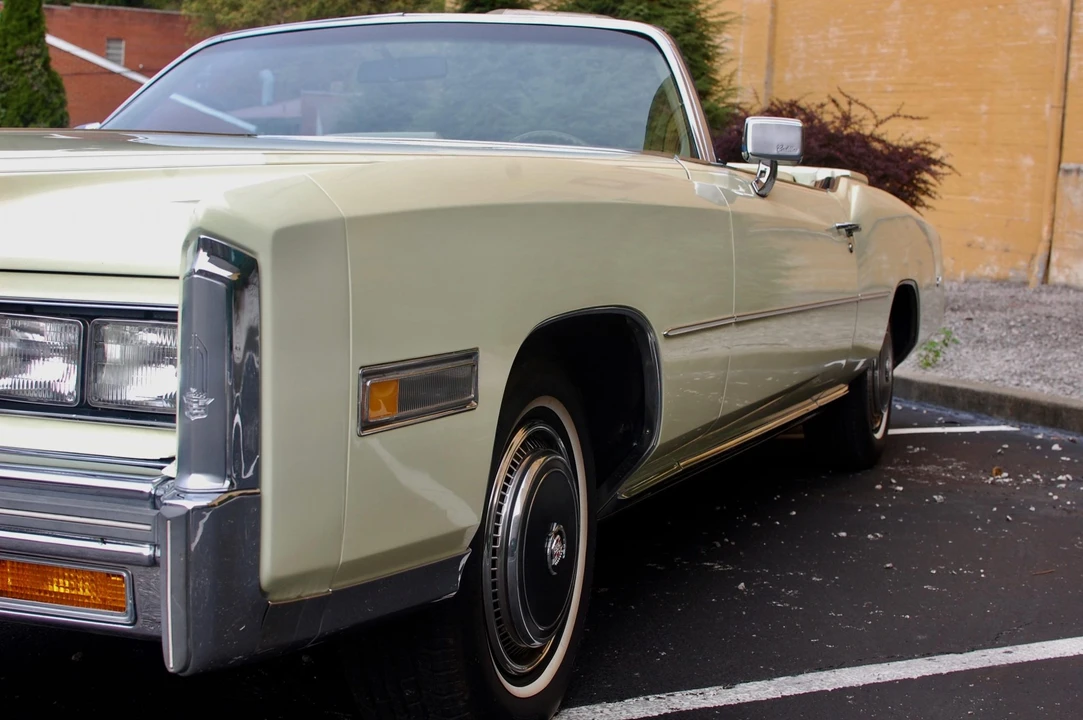 1976 Cadillac Eldorado 9th Gen - Image 18 of 31