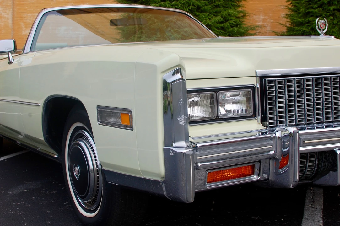 1976 Cadillac Eldorado 9th Gen - Image 13 of 31