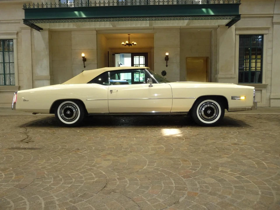 1976 Cadillac Eldorado 9th Gen - Image 4 of 31