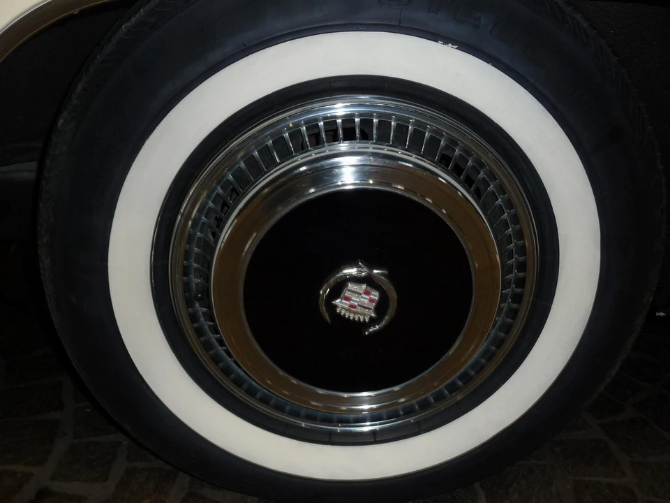 1976 Cadillac Eldorado 9th Gen - Image 18 of 31