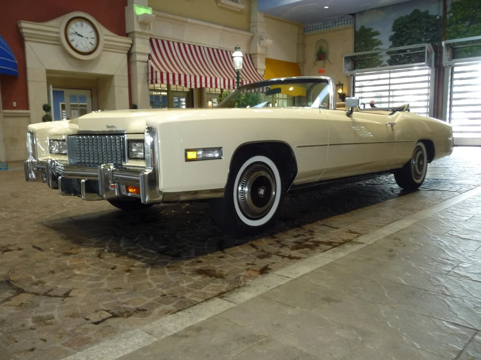 1976 Cadillac Eldorado 9th Gen - Image 10 of 31