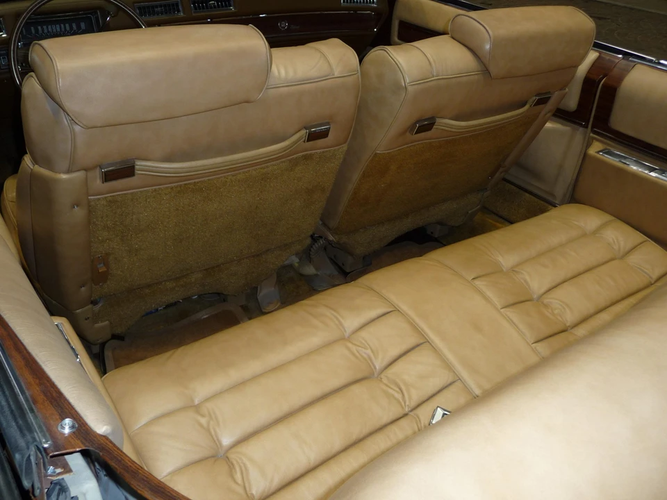 1976 Cadillac Eldorado 9th Gen - Image 27 of 31